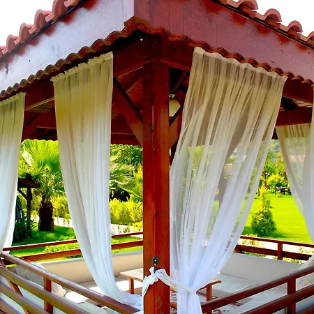 Nerissa Ξενοδοχείο Çıralı