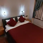 Nerissa 3*